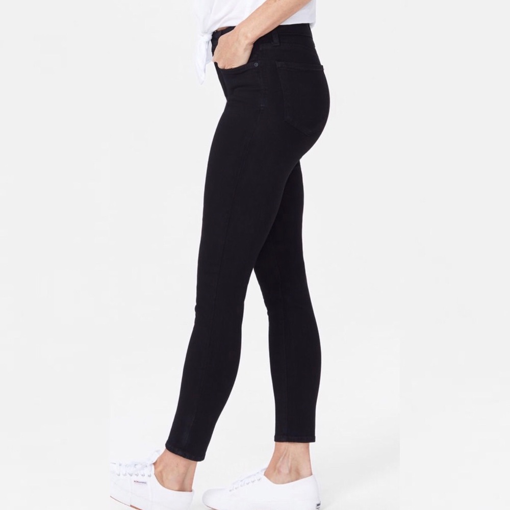 NYDJ Size 10 Stretch Black Straight Leg Jeans